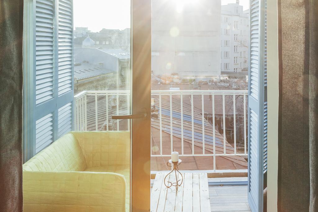 Artsy Old Town Apartment Bucharest Exterior photo